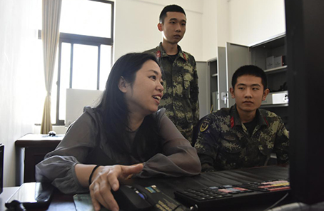 軍嫂鄭如:雖苦不怕，是我對愛(ài)的承諾