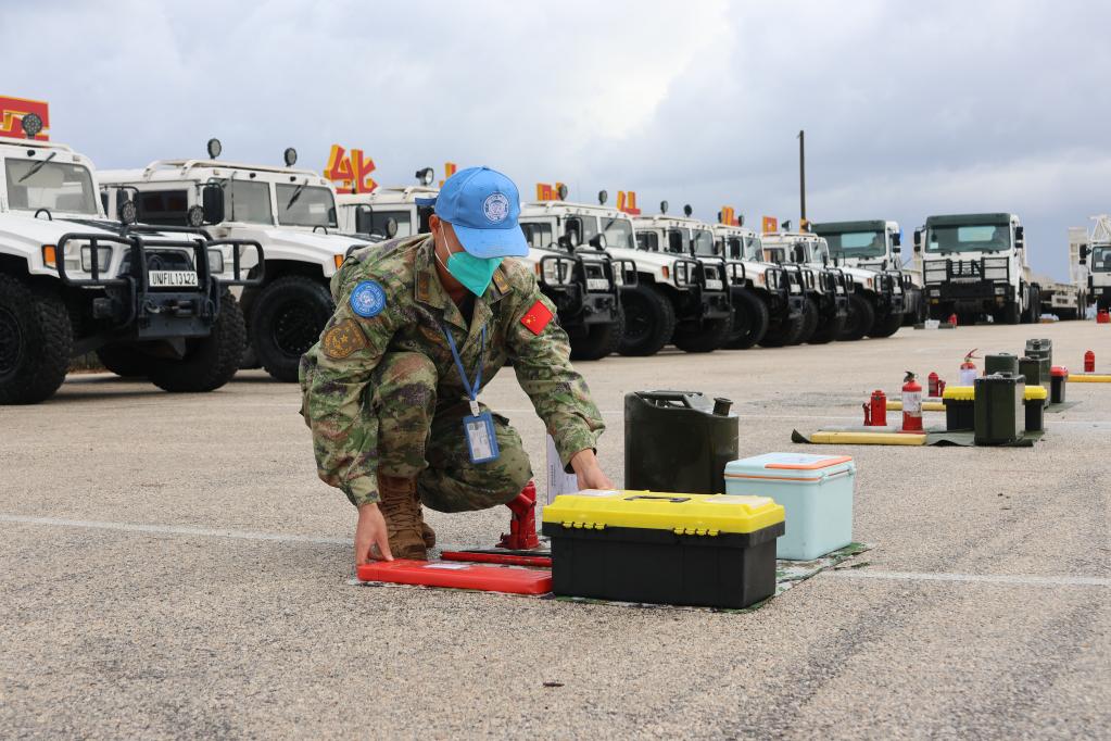 中國第21批赴黎維和部隊高標準通過(guò)第四季度裝備核查