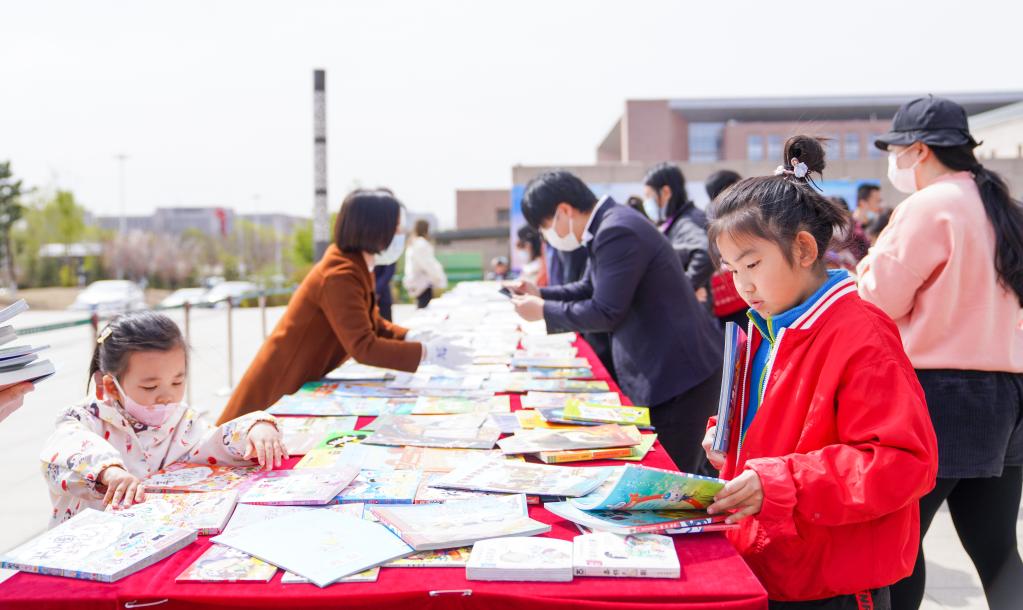 換書(shū)大集：讓圖書(shū)&ldquo;漂流&rdquo;起來(lái)