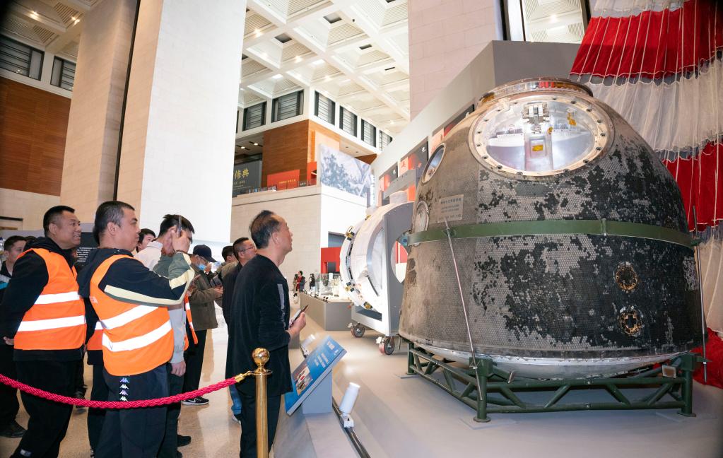 中國航天日：一線(xiàn)建設者見(jiàn)證航天成就